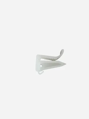 Replacement safety clip for SABRE spray