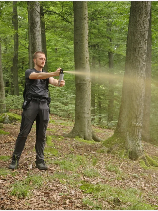 Bear spray SABRE Frontiersman MAX + holster