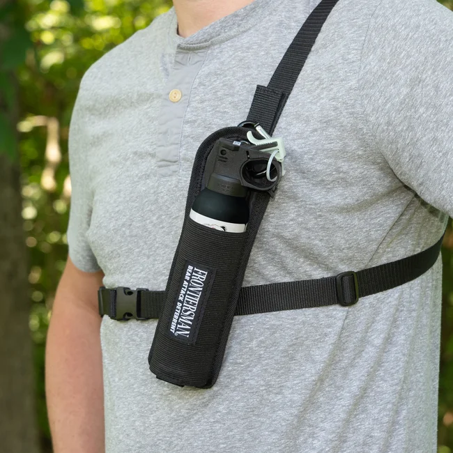 Bear spray + 3v1 holster